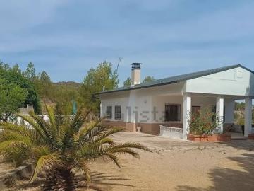 Chalet en venta en Chiva, Valencia