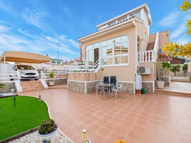 Chalet en venta en Benimar, Alicante Costa Blanca