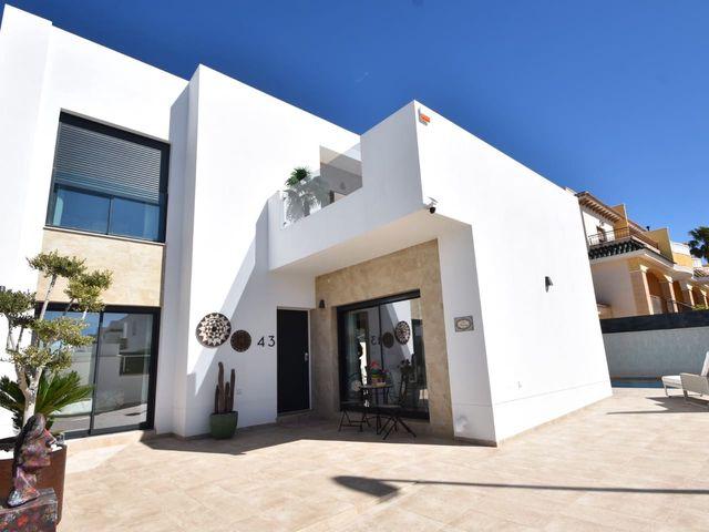 Chalet en venta en Ciudad Quesada, Alicante Costa Blanca