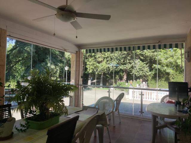 Chalet en venta en Ciudad Real, Ciudad Jardín. Se vende chalet en Carretera de Piedrabuena termino de Alcolea de Calatrava. Chalets Ciudad.