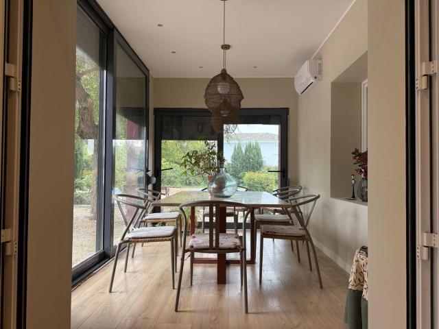 Chalet en venta en Ciudad Real, La Poblachuela. Casa Chalet independiente en venta en Ciudad Real. Chalets Ciudad.