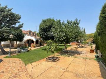 Chalet en venta en Ciudad Real, La Poblachuela. Chalet Independiente en Venta en Ciudad Real Una Joya en la Poblachuela. Chalets Ciudad.