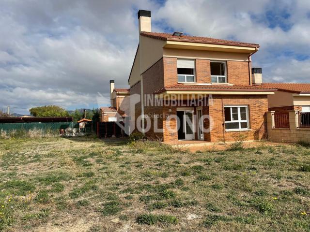 Chalet en venta en Cihuri. Chalets.