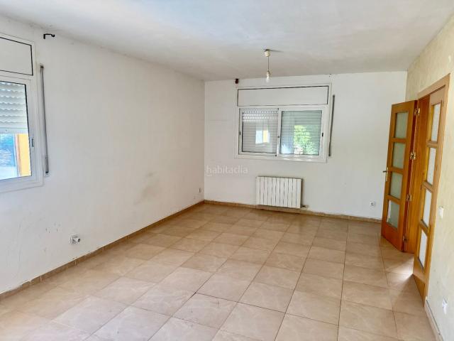 Chalet en venta en Creixell Costa Dorada. A pocos minutos de la playa. Chalets.
