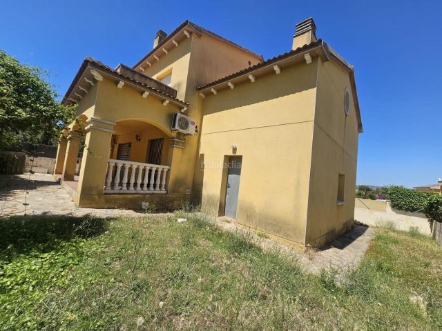 Chalet en venta en Creixell Costa Dorada. Chalets.
