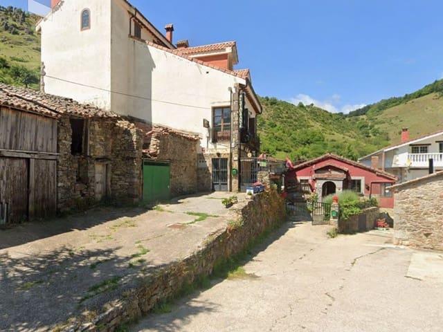 Chalet en venta en Crémenes, León