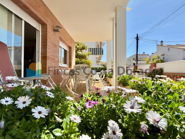 Chalet en venta en Cubelles, Bardaji El Molí de Baix. TORRE INDEPENDIENTE EN PLENO CENTRO URBANO. Chalets.