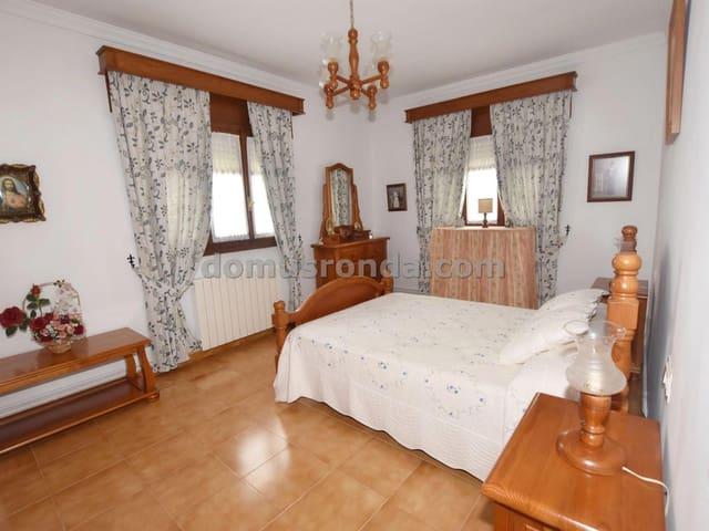 Chalet en venta en Cuevas del Becerro, Málaga