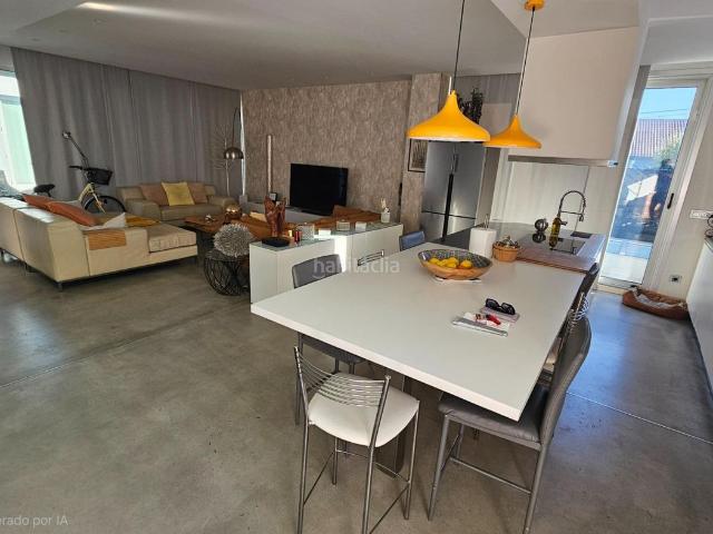 Chalet en venta en Culleredo, Almeiras. EXCLUSIVA PROPIEDAD CON PISCINA, ASCENSOR Y GRAN GARAJE EN CULLEREDO. Chalets.