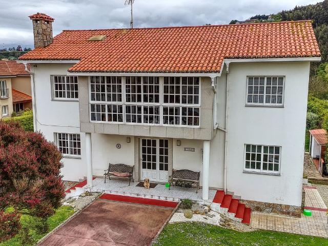 Chalet en venta en Culleredo, Vilaboa Sur. Chalets.