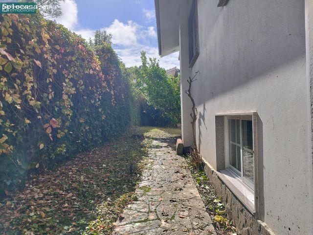 Chalet en Venta en Amés, A Coruña