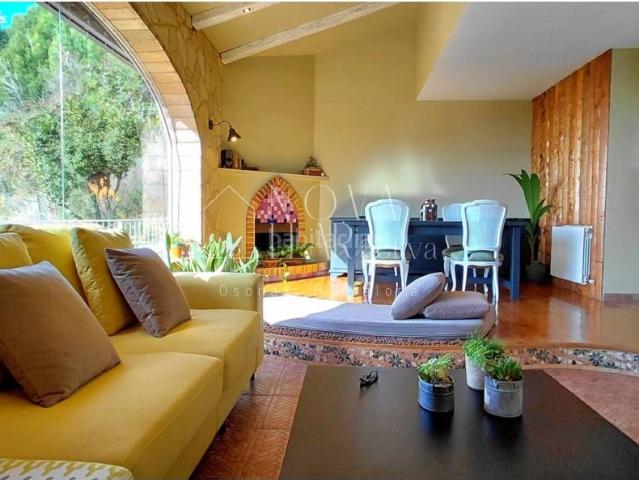 Chalet en venta en Ametlla del Vallès L´. CASA EN LAMETLLA DEL VALLÈS. Chalets Ametlla del Vallès.