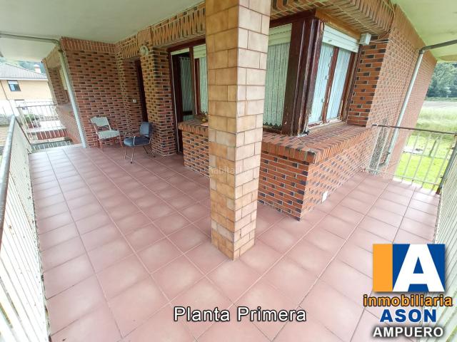 Chalet en venta en Ampuero. Chalets.