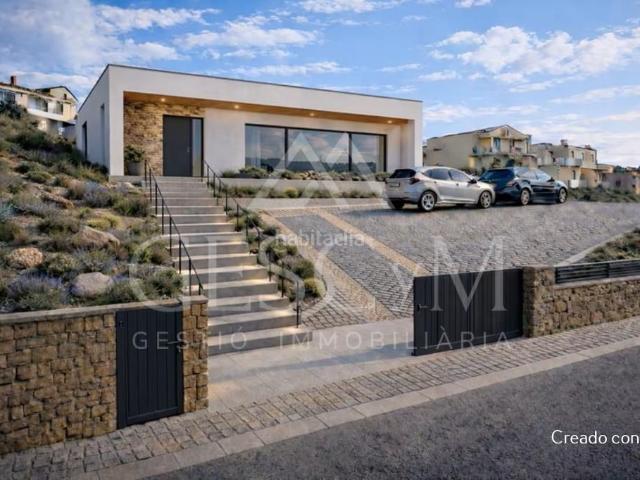 Chalet en venta en Abrera. CASA EXCLUSIVA CON DISSEÑO MODERNO EN CA NAMAT ABRERA. Chalets.