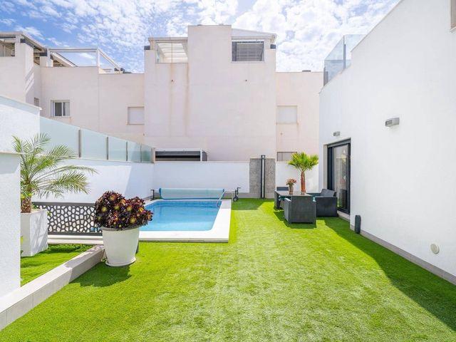Chalet en venta en Aguas Nuevas, Alicante Costa Blanca