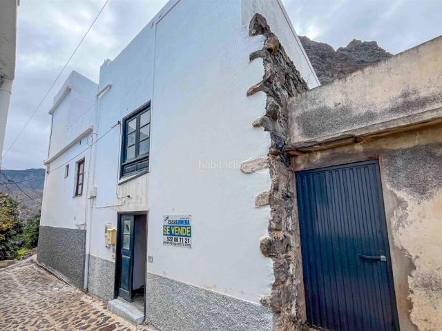 Casa en venta en Agulo. Casa residencial en el encantador pueblo de Lepe. Casas.