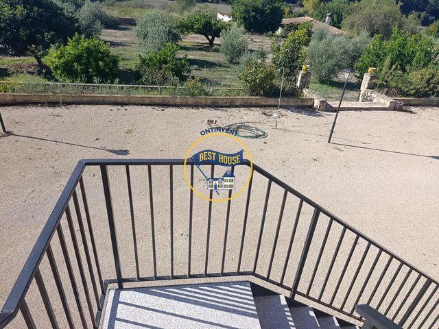 Chalet en venta en Agullent, Valencia