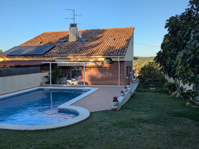 Chalet en venta en Altafulla Costa Dorada. CHALET CON JARDIN Y PISCINA EN BRISES DEL MAR. Chalets.