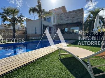 Villa en venta en Altorreal - Piscina