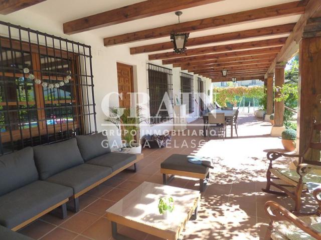 Chalet en venta en Albacete, Pedanías Extrarradio. Chalet en venta en Aguasol, 7 dormitorios. Chalets.