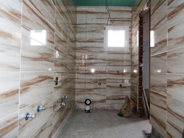 Chalet en venta en Albalate de Cinca. Cercano a Colegios. Chalets Albalate de.