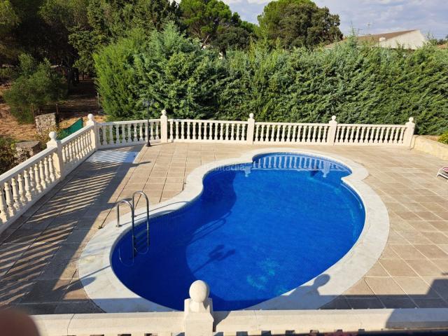 Chalet en venta en Albalate de Zorita. Chalet en Urbanización Nueva Sierra, Albalate de Zorita. Chalets Albalate de.