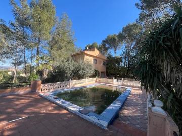 Chalet en venta en Alberic, Valencia