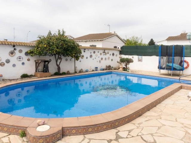 Chalet en venta en Albinyana. Chalet a la venta 3 dormitorios Albinyana. Chalets.
