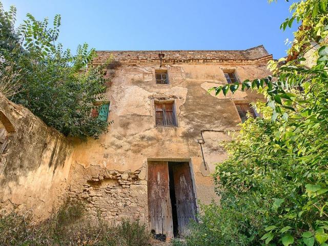 Chalet en venta en calle Major, Albinyana, de 400 m² 7 habitaciones por 140.000