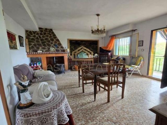 Chalet en Venta en Alborache, Valencia