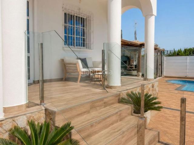 Chalet en venta en Alcantarilla. Chalets.