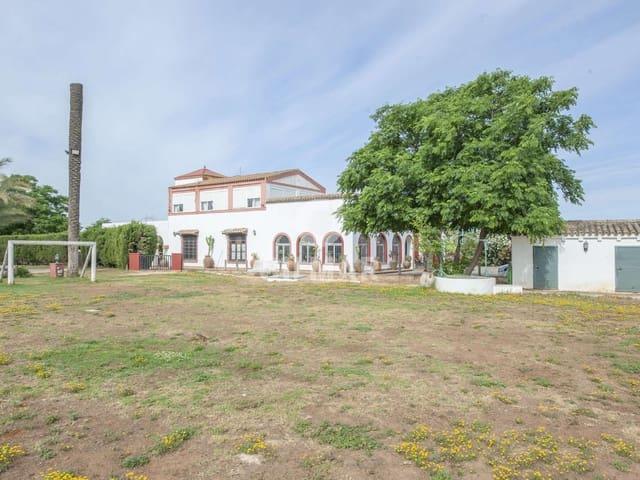 Chalet en venta en Alcalá de Guadaira, Sevilla