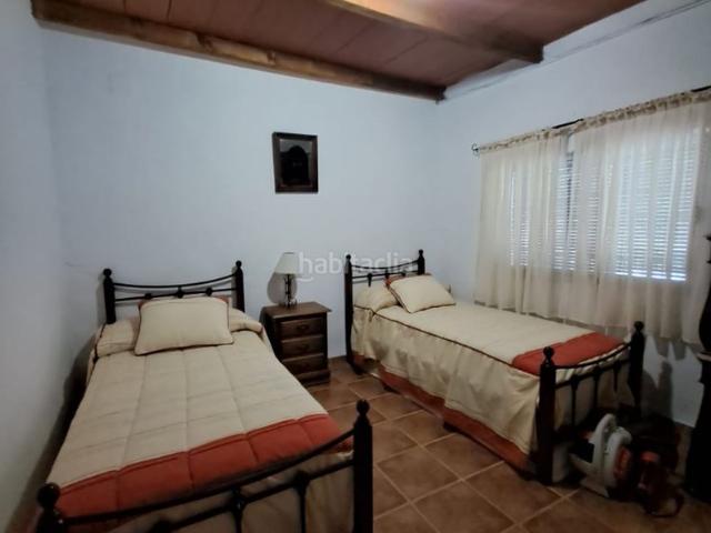 Chalet en venta en Alcaracejos. Se vende chalet en El Calatraveño. Chalets.