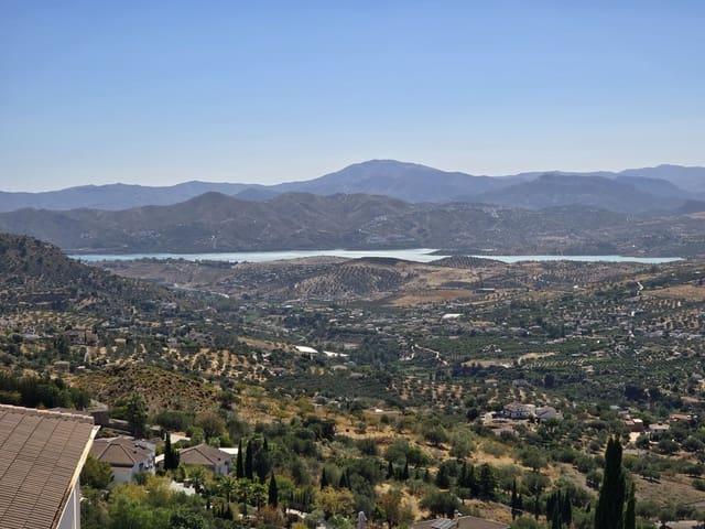 Chalet en venta en Alcaucín, Málaga