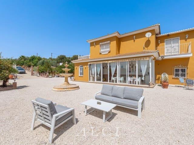 Chalet en venta en Alcaucín, Málaga