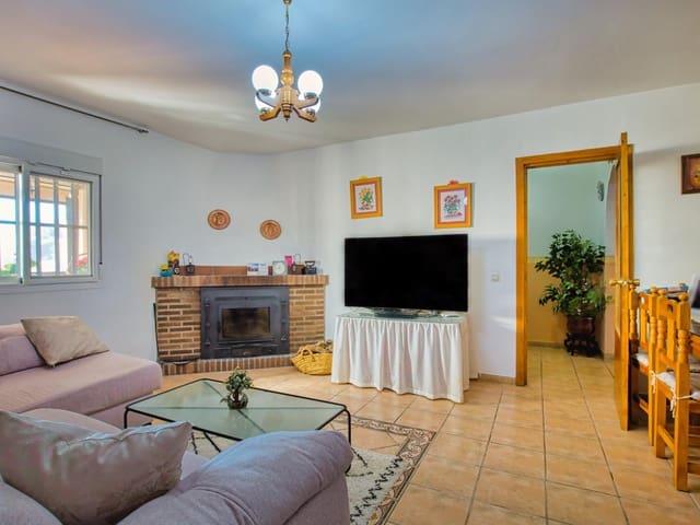 Chalet en venta en Alcaucín, Málaga