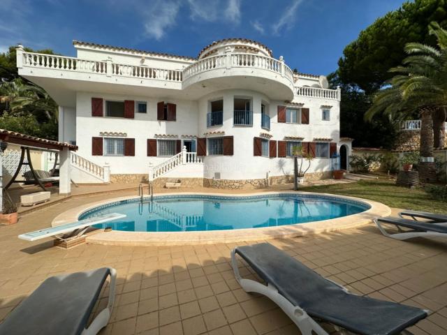 Chalet en venta en Alcossebre. Chalets.