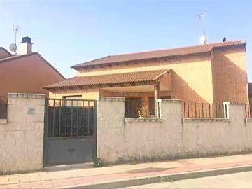 Chalet en venta en Aldeamayor de San Martín. Solvia Inmobiliaria Chalet independiente Aldeamayor de San Martín. Chalets Aldeamayor de San.