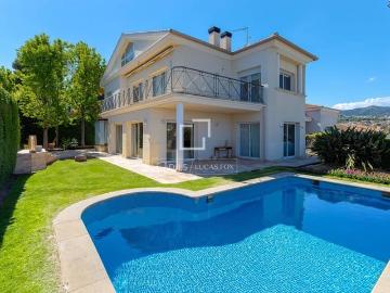 Chalet en venta en Alella, Barcelona Costa Maresme