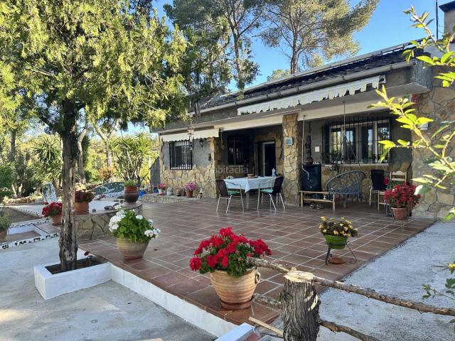 Chalet en venta en Alfara de Algimia. Chalet en venta en Alfara de la Baronía, 3 dormitorios. Chalets Alfara de.