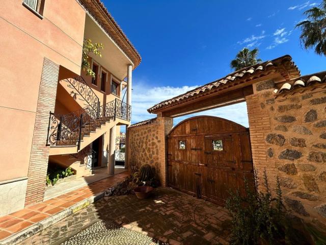 Chalet en venta en Alfauir. Chalets.