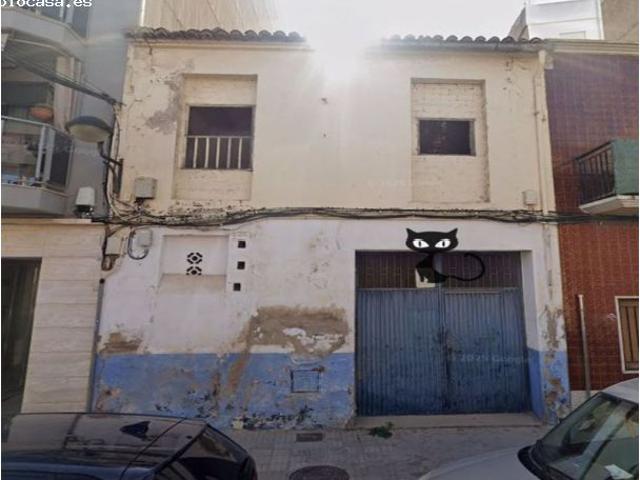Chalet en Venta en Algemesí, Valencia