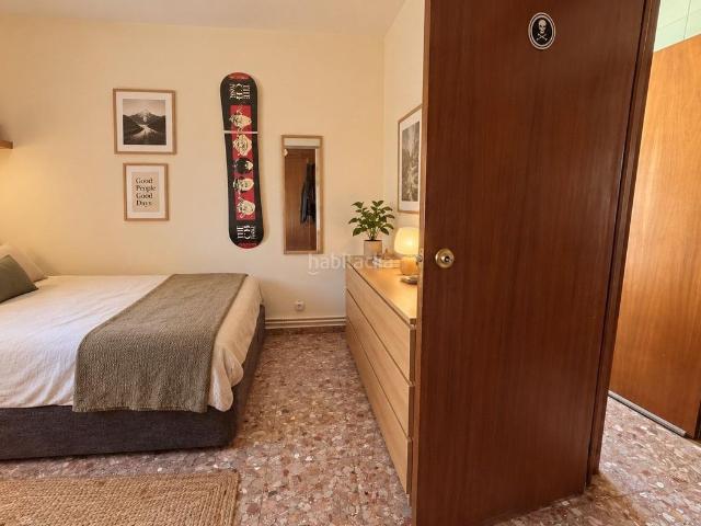 Chalet en venta en Algete, Ciudad Jardín Valderrey. Chalet con gran parcela, porche y jardín en Urbanización Valderrey, Algete. Chalets.