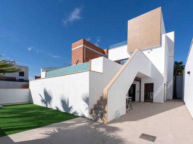 Chalet en venta en Algorfa, Alicante