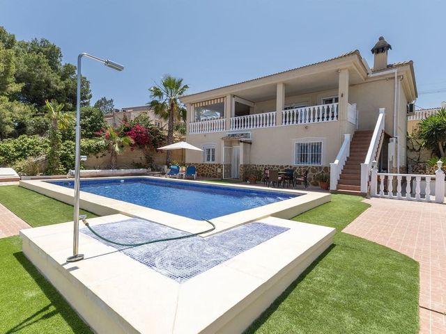 Chalet en venta en Algorfa, Alicante