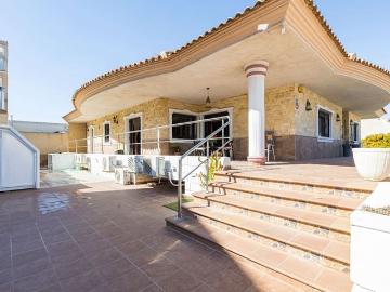 Chalet en venta en Alguazas, Murcia