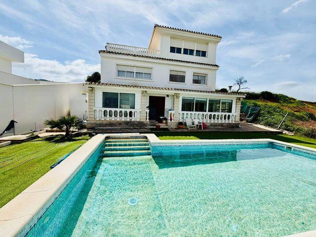 Chalet en venta en Alhaurín de la Torre, Málaga Costa del Sol
