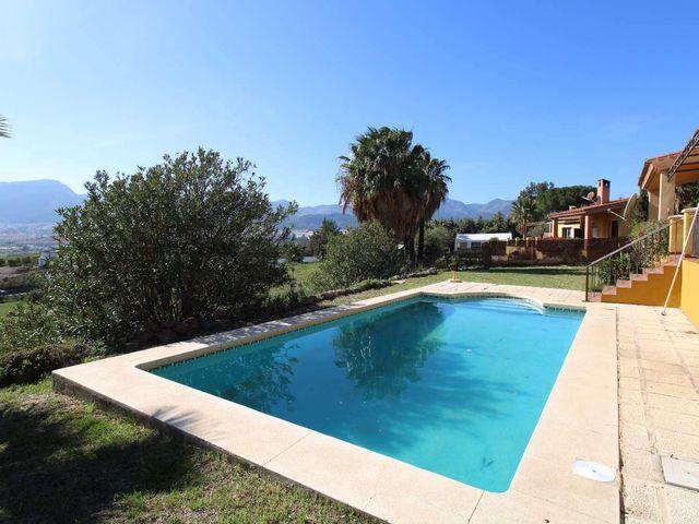 Chalet en venta en Alhaurín de la Torre, Málaga Costa del Sol