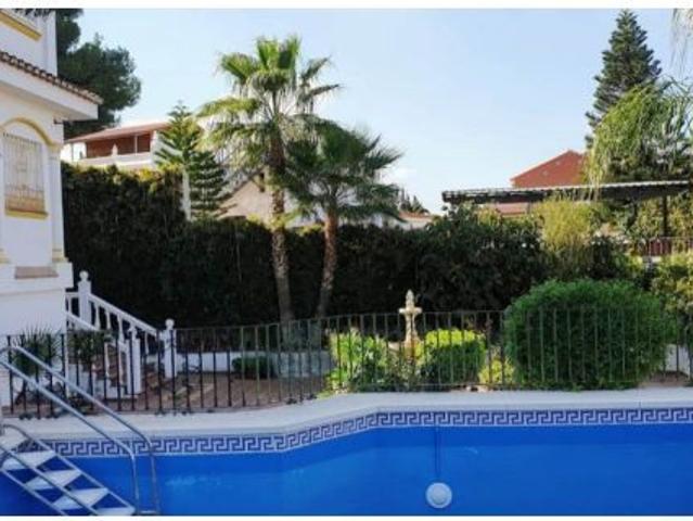 Chalet en Venta en Alhaurín de la Torre, Málaga