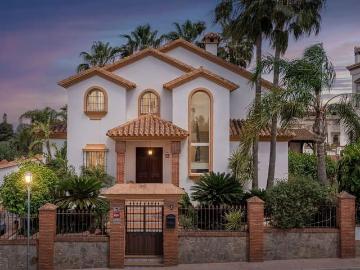 Chalet en venta en Alhaurín el Grande, Málaga Costa del Sol